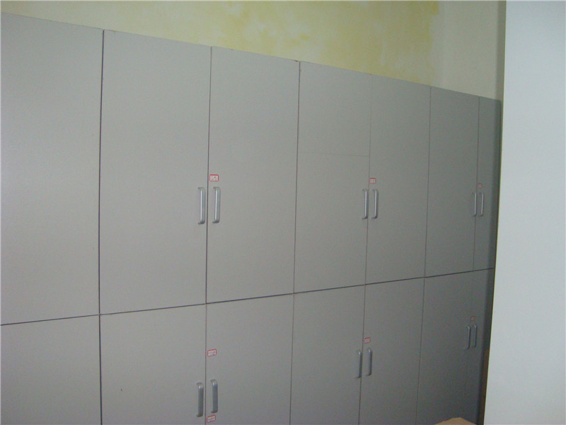 Sample room